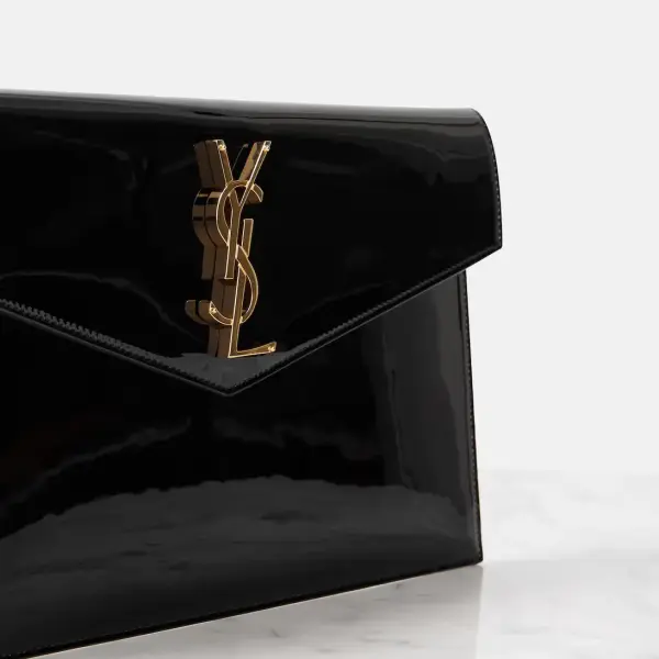 Elegant Patent Leather clucth